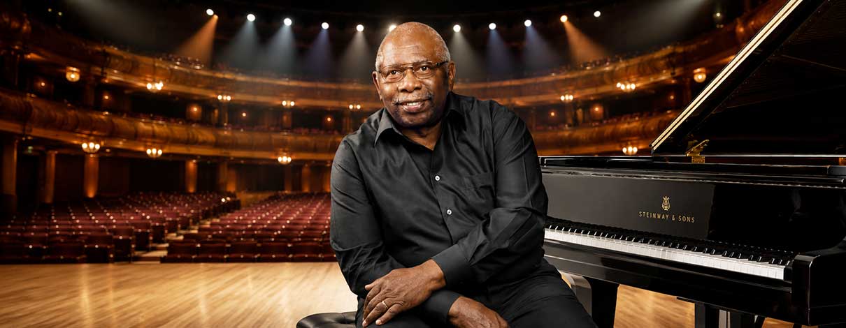 Dr. Oliver Jones: Canada's Jazz Virtuoso